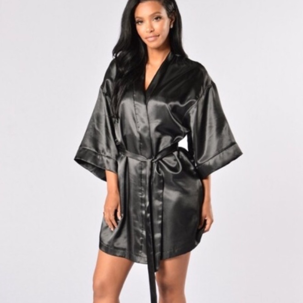 New Grey Silky Satin Lotus Robe - Medium / Large
